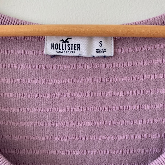 Hollister Purple Baby-Tee Top - Picture 2 of 2